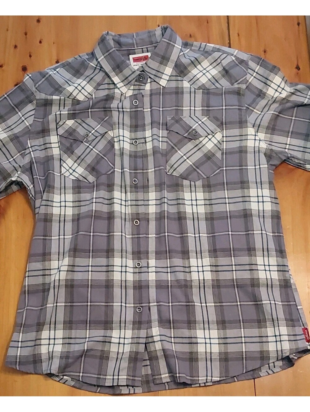 Wrangler Men's Plaid Long Sleeve Button-Up Shirt Pockets XL Gray White